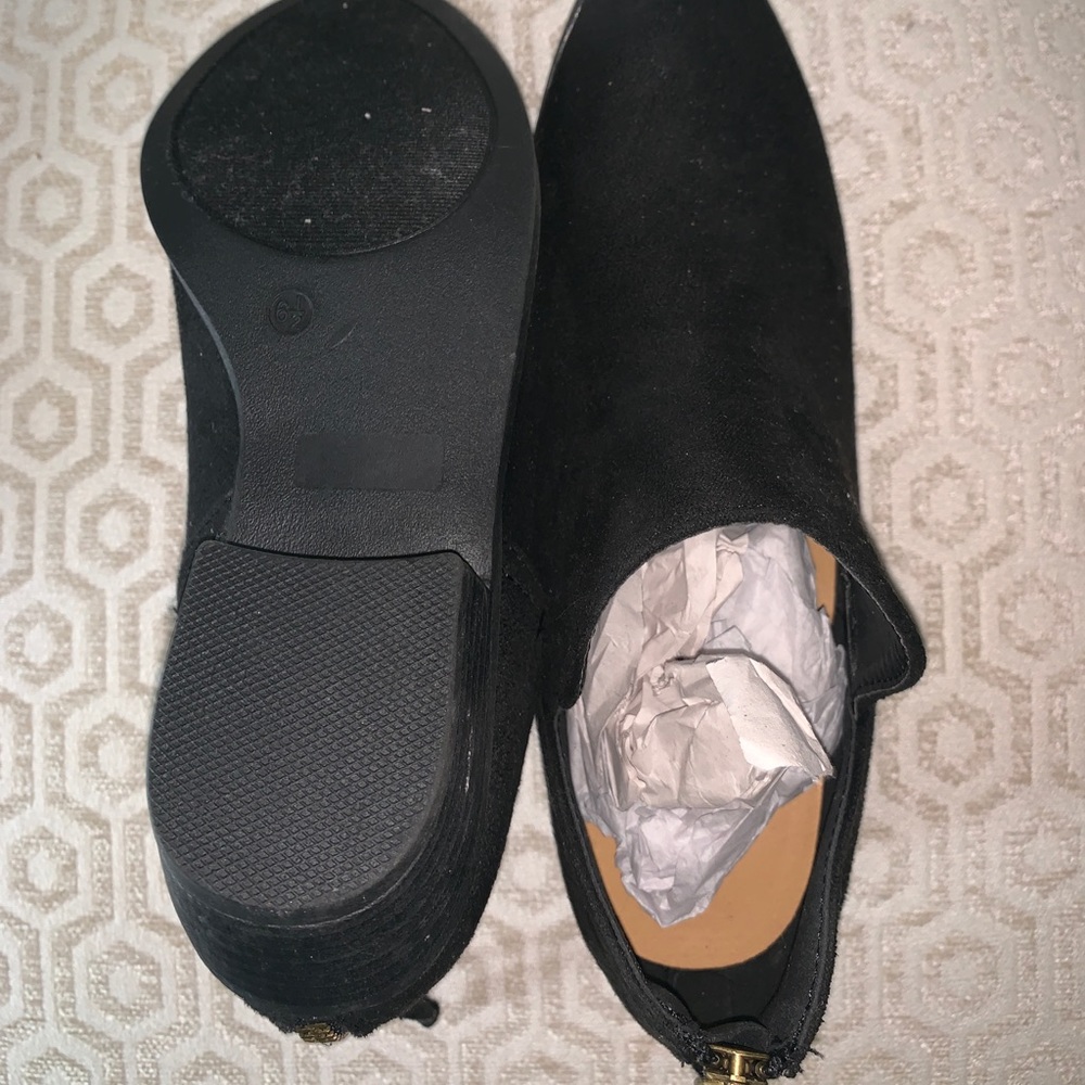 Booties - Picture 4 of 7